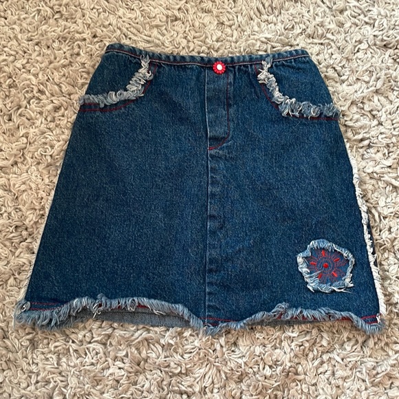 Vintage Amy Byer California Frayed Denim Skirt, Size 6 - Picture 1 of 6